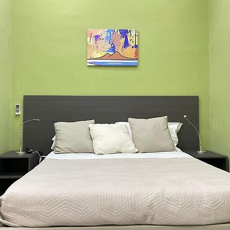 Holiday Naples Art Rooms 외부 사진