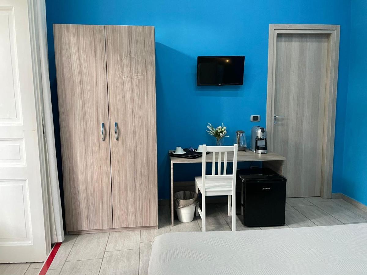 Holiday Naples Art Rooms 외부 사진